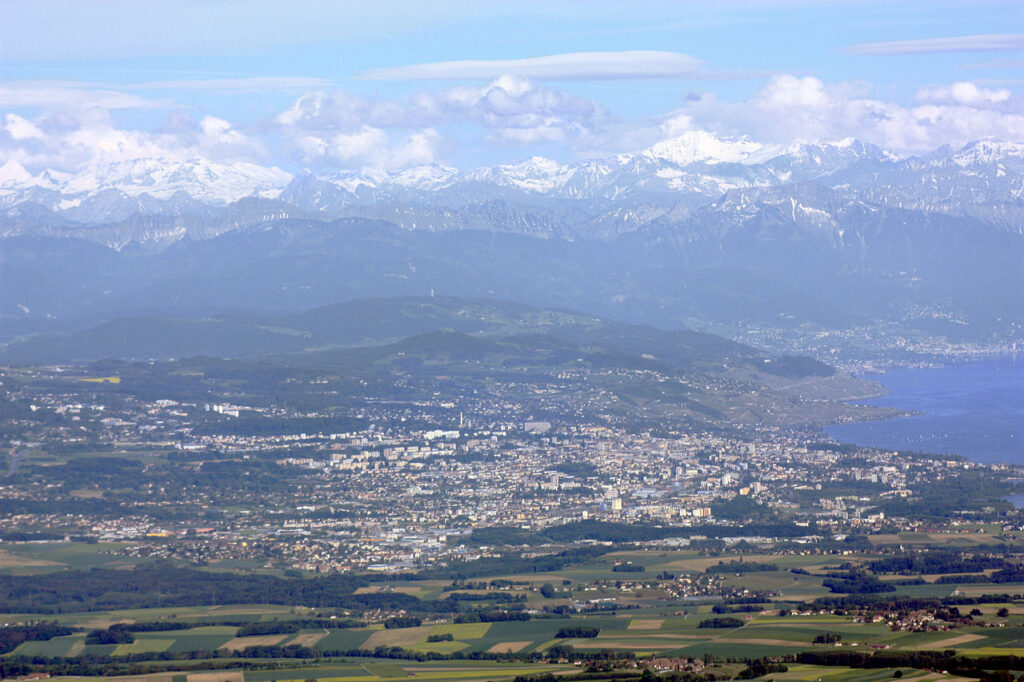 Lausanne sett fra Mont Tendre